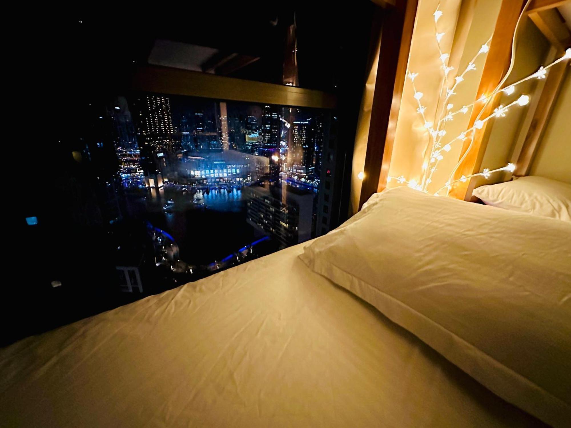 The Aero Hostel Dubai Eksteriør bilde