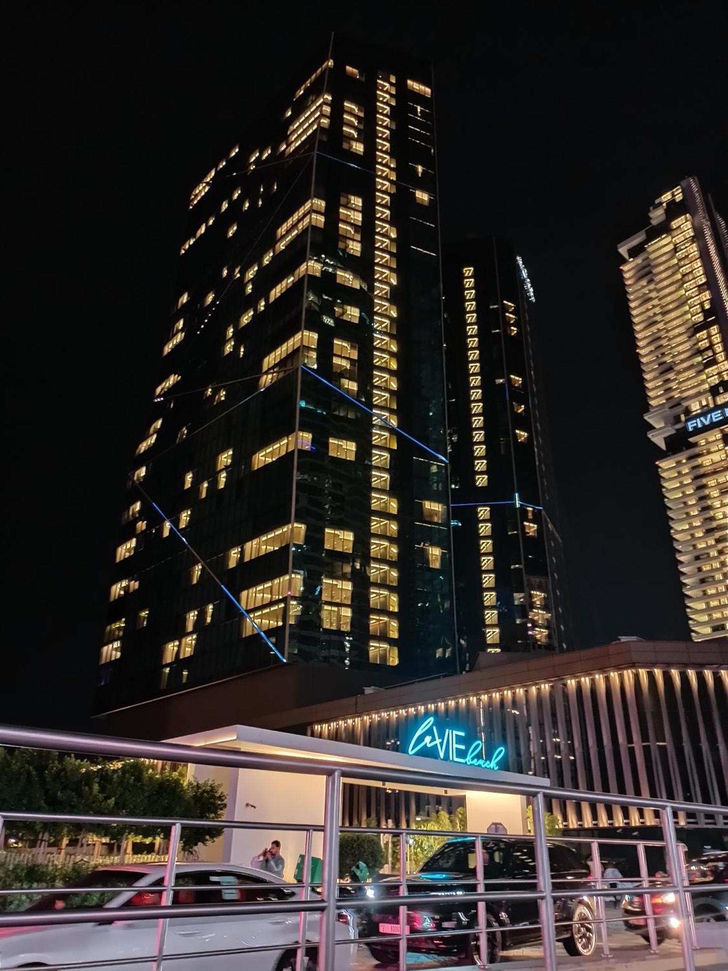 The Aero Hostel Dubai Eksteriør bilde